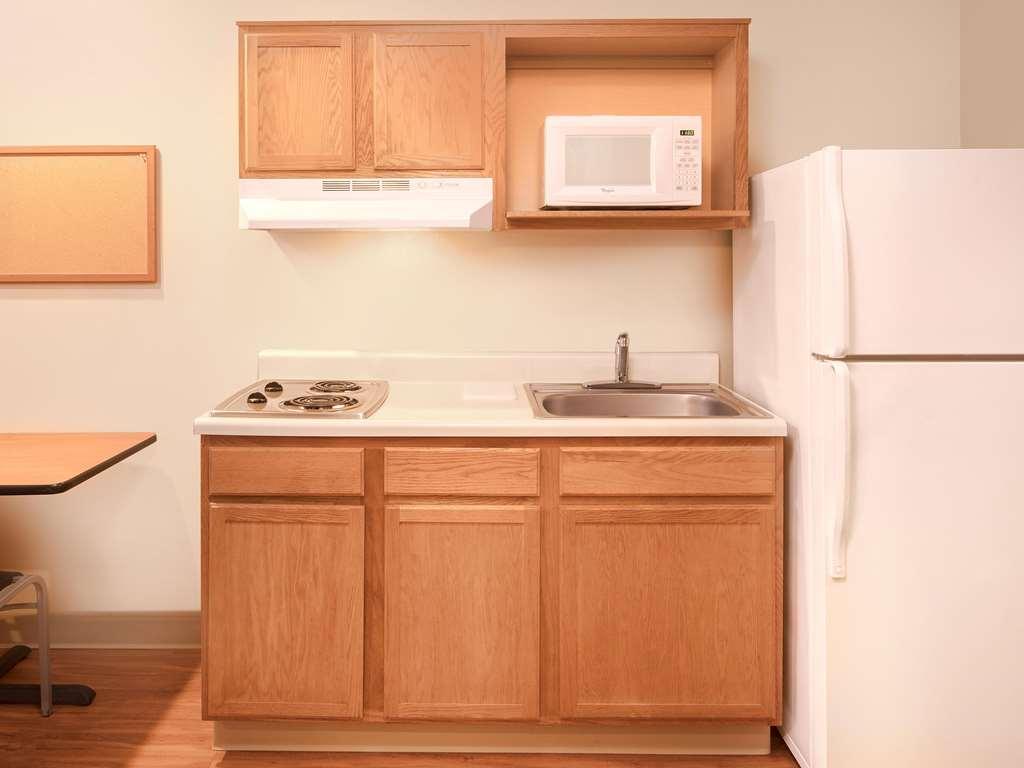 Extended Stay America Select Suites - Fayetteville - Cliffdale 객실 사진